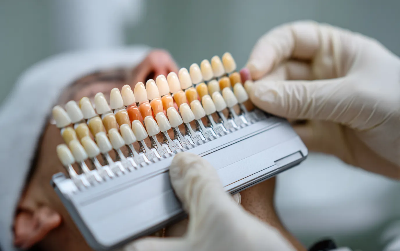 انتخاب شید رنگ با راهنمای رنگ